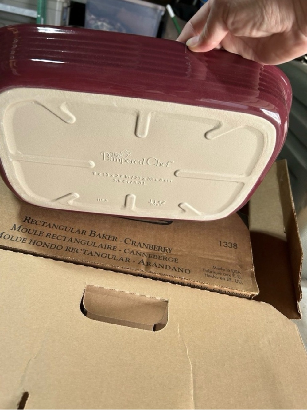 Pampered Chef Cranberry Rectangular Baker, BNIB Never Removed - Picture 7 of 7